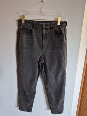 American Eagle Curvy Mom Jeans Faded Black Wash Size 14 Regular